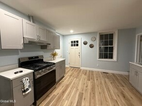 36b Vliet St in Cohoes, NY - Building Photo - Building Photo