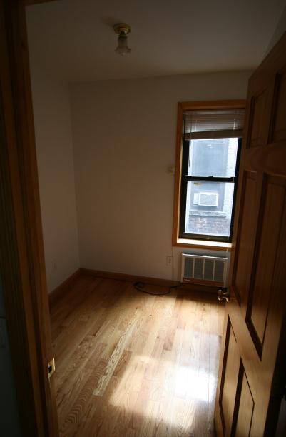 109 Madison St in New York, NY - Building Photo - Other