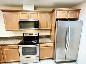 10605 Timber Ln in Port Richey, FL - Building Photo - Building Photo