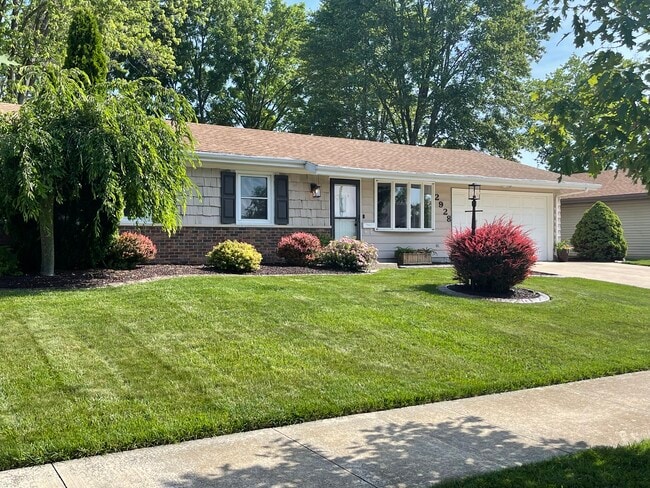 property at 2928 Coventry Ave