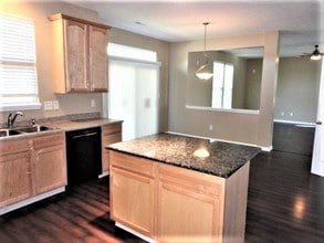 5780 W Port Dr in McCordsville, IN - Building Photo - Building Photo