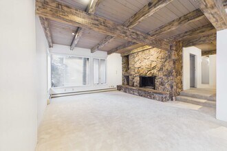 651 S Monarch St in Aspen, CO - Building Photo - Building Photo