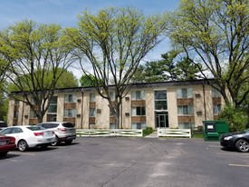 Inverness Manor Apartments