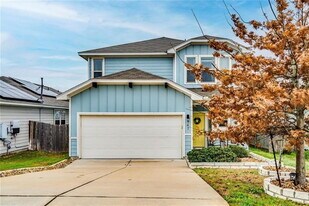 347 Triumph Rd in Buda, TX - Building Photo