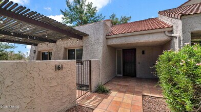 7417 N Vía Camello Del Norte in Scottsdale, AZ - Building Photo - Building Photo
