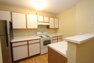 430 Cunat Blvd in Richmond, IL - Building Photo - Building Photo