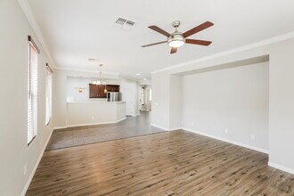 6806 W Evergreen Terrace in Peoria, AZ - Foto de edificio - Building Photo