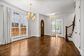 3437 Granada Ave in Dallas, TX - Building Photo - Building Photo