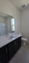 1695 Placer Pl in Tracy, CA - Building Photo - Building Photo