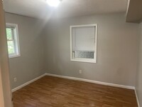 250 Herndon St photo'