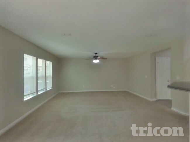 12034 Alexandra Dr in Jacksonville, FL - Building Photo - Building Photo