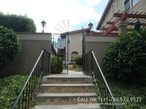 2561 Navarra Dr in Carlsbad, CA - Building Photo - Building Photo