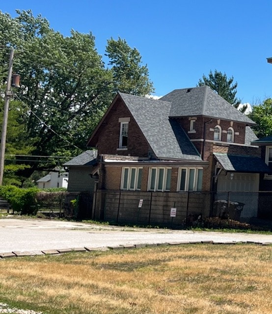 415 N Gilbert St in Danville, IL - Foto de edificio - Building Photo