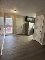 4414 Bonnell Dr NW in Huntsville, AL - Building Photo
