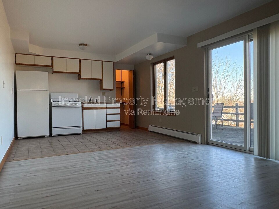 278 Chamberlain Rd in Middletown, CT - Foto de edificio