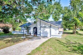 220 Rhapsody Ave in Lake Placid, FL - Building Photo - Building Photo