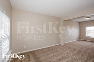 13947 Royalwood Dr, Unit 3030 in Fishers, IN - Building Photo - Building Photo