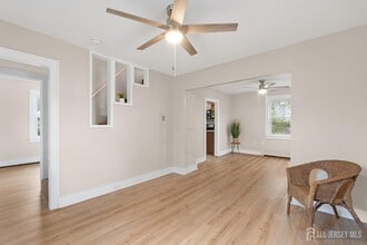 400 Main St, Unit C in Middlesex, NJ - Building Photo - Building Photo