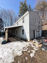 32 Putney Brk Rd in Weare, NH - Building Photo - Building Photo