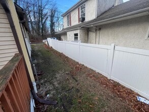 309 S Lowell Ave in Bellmawr, NJ - Building Photo - Building Photo