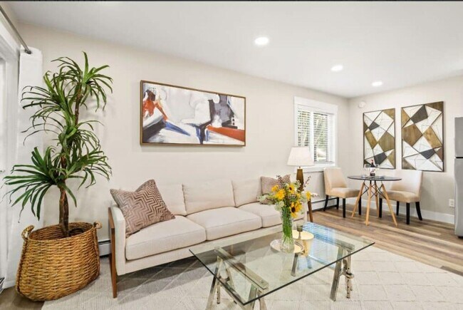 3527 Nottingham Ct in Boulder, CO - Building Photo - Building Photo