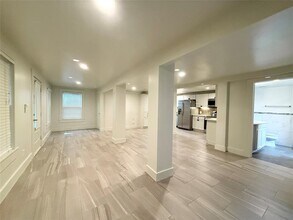 113 Pacific St in Houston, TX - Building Photo - Building Photo