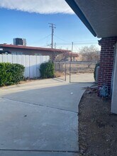 8855 Orange St in Hesperia, CA - Building Photo - Building Photo