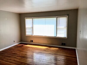 8114-8116-8116 W Hampton Ave in Milwaukee, WI - Building Photo - Building Photo