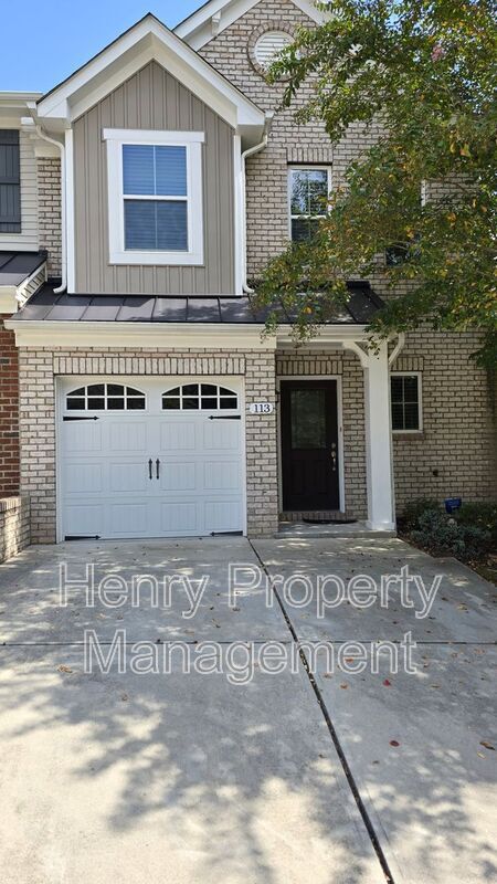 property at 113 Grande Sky Ct