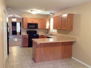 515 W 3rd St in Junction City, KS - Building Photo - Building Photo