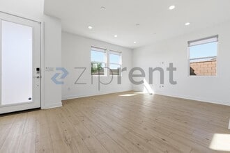 75249 Buckley Dr in Palm Desert, CA - Building Photo - Building Photo
