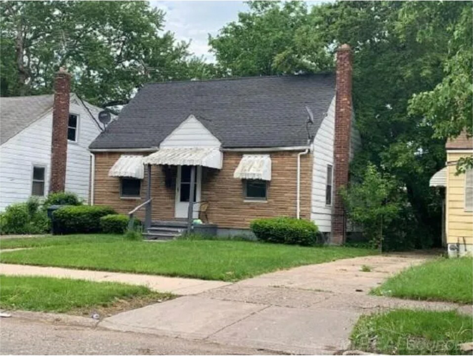 12414 Lansdowne St in Detroit, MI - Building Photo