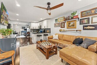102 Lynhaven Dr in Alexandria, VA - Building Photo - Building Photo