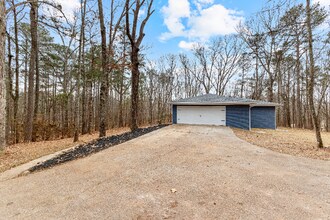 4145 White Oak Dr in Winston, GA - Building Photo - Building Photo