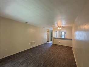 2850 Westmoreland Ct in New Port Richey, FL - Building Photo - Building Photo