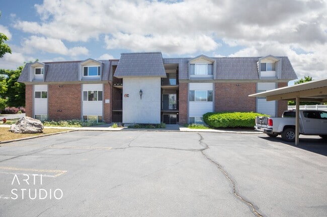 1767 N Willowbrook Dr in Provo, UT - Building Photo - Building Photo