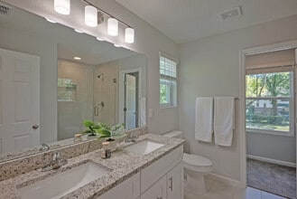 Cedar Creek Estates in Jacksonville, FL - Building Photo - Building Photo