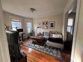 9 Orrin St, Unit 1 in Cambridge, MA - Building Photo - Building Photo