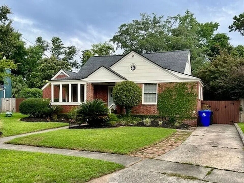 13 Timmerman Dr in Charleston, SC - Building Photo