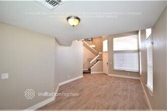 72 Sea Holly Way in Henderson, NV - Foto de edificio - Building Photo