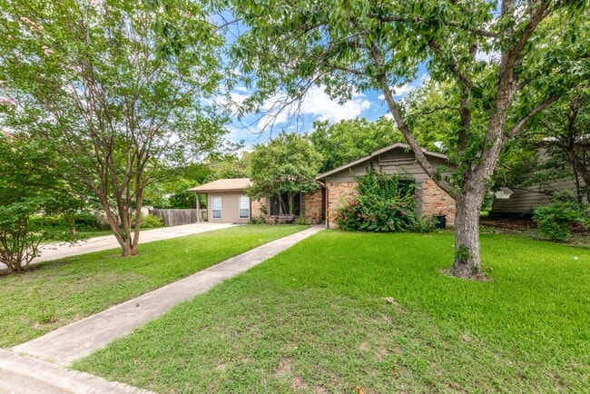 property at 5611 Mapleleaf Dr