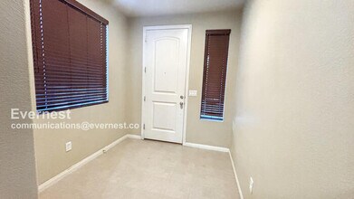 5650 Dancing Bee Ct in Las Vegas, NV - Building Photo - Building Photo