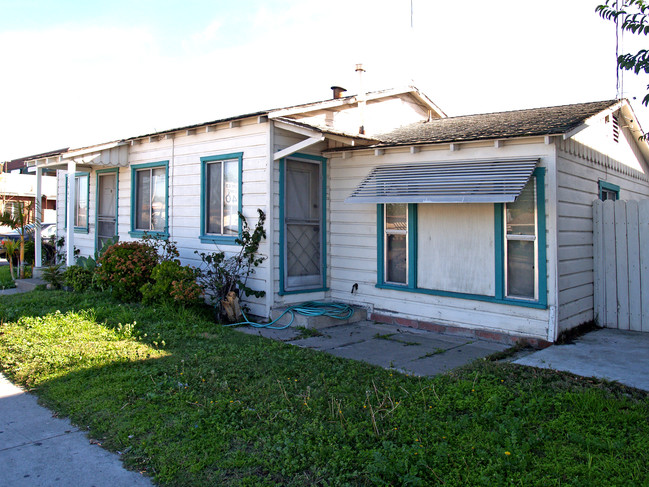 13442-13448 Goldenwest St in Westminster, CA - Building Photo - Building Photo