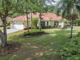 5873 Pine Ridge Cir in Vero Beach, FL - Building Photo