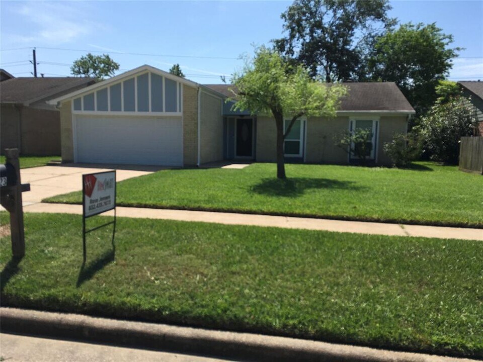 723 Red Rock Canyon Dr in Katy, TX - Building Photo