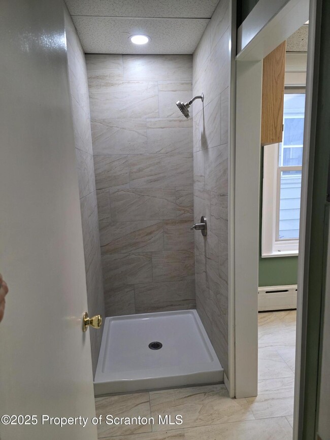 444 Orchard St in Scranton, PA - Building Photo - Building Photo