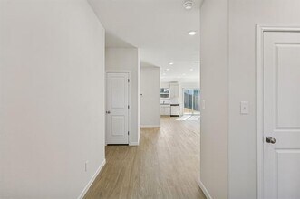 1803 Boxwood Dr in Sherman, TX - Building Photo - Building Photo