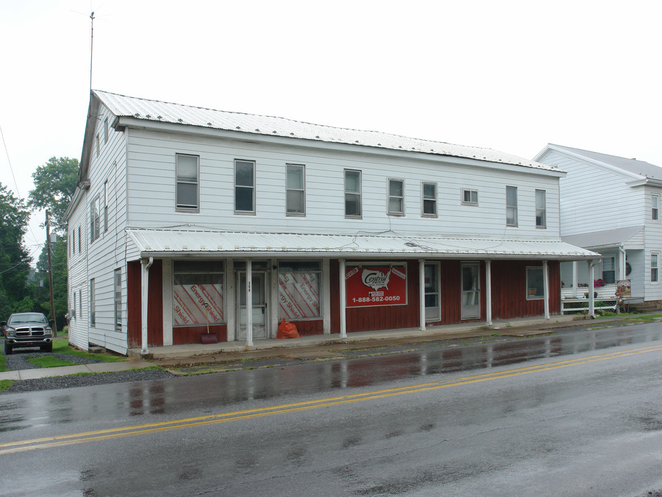 14 E Main St in Mc Alisterville, PA - Building Photo