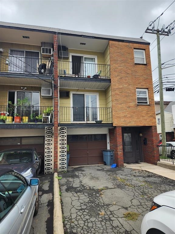 property at 119 Oakland Ave