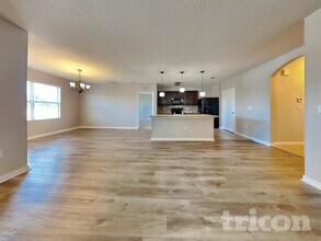 4262 Roberta Dr in Winter Haven, FL - Foto de edificio - Building Photo